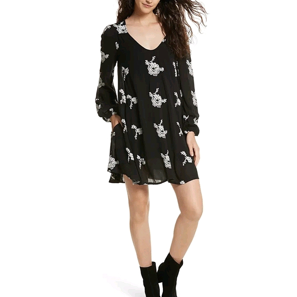 FREE PEOPLE Boho Embroidered Mini Dress